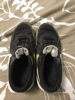 Nike maat 32, Kinderen en Baby's, Kinderkleding | Schoenen en Sokken, Gebruikt, Schoenen, Ophalen of Verzenden, Nike