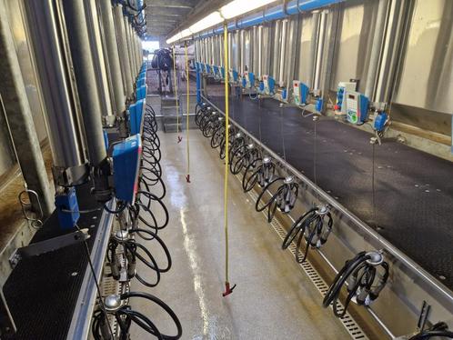 Melkstal zij-aan-zij 2x12 rapid exit Fullwood 2011, Zakelijke goederen, Agrarisch | Werktuigen, Veehouderij, Melktechniek, Ophalen