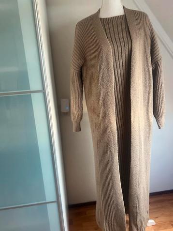 Gebreide Set - Vest & Jurk - Maat S/M beschikbaar voor biedingen