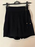 Elisabetta franchi broekje met aparte zijkant maat it 40, Kort, Elisabetta Franchi, ., Zwart