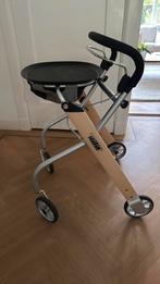 Zeer handzame binnen rollator van trustcare, Diversen, Rollators, Ophalen, Zo goed als nieuw