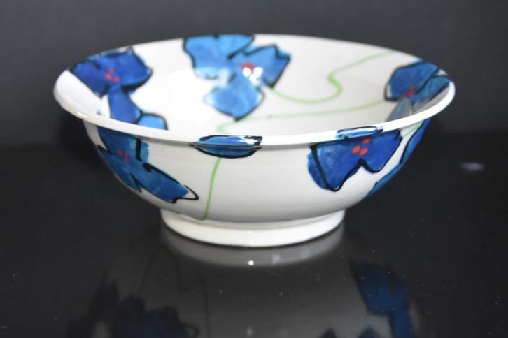 Hand beschilderde bloem schaal Basalt kom schaal design, Antiek en Kunst, Kunst | Designobjecten, Ophalen of Verzenden