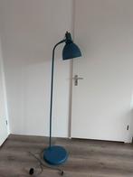 blauwe staande lamp / blue floor lamp Ikea, Ophalen, Gebruikt