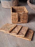 10 onderzetters met houder birma, rattan, rotan, riet, Ophalen of Verzenden, Zo goed als nieuw, Glas of Kopje