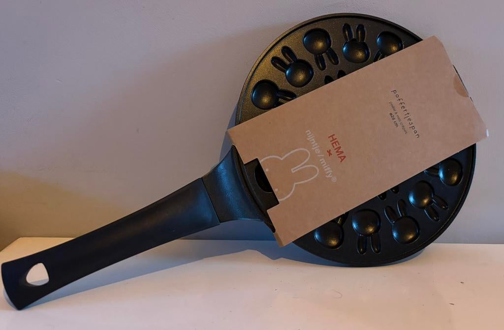 nijntje poffertjespan Ø26.5cm, Huis en Inrichting, Keuken | Potten en Pannen, Ophalen of Verzenden, Nieuw, Koekenpan of Braadpan