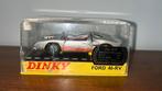 Dinky Toys Ford 40-RV in originele doos, Hobby en Vrije tijd, Modelauto's | 1:43, Verzenden, Gebruikt, Auto, Dinky Toys