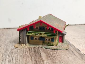 Modeltrein N spoor chalet,  huisje beschikbaar voor biedingen