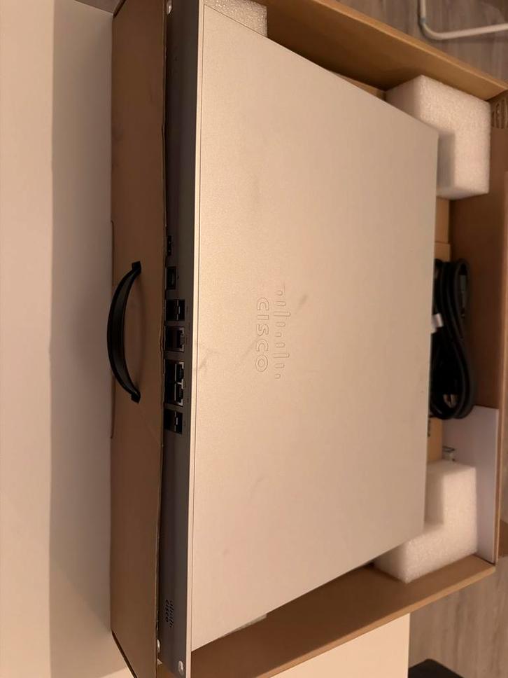 Cisco Meraki MX105, Computers en Software, Netwerk switches, Zo goed als nieuw, Ophalen of Verzenden