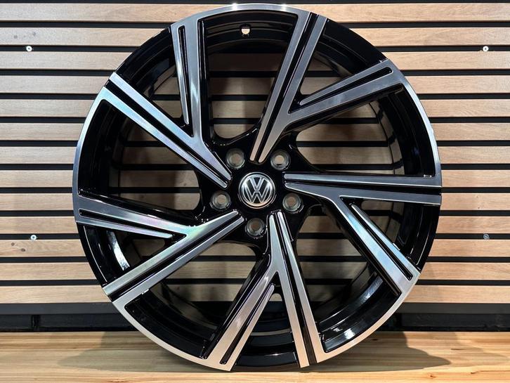 19 inch Vw Golf 5-6-7-8-8,5 235/35/19 5x112, Auto-onderdelen, Banden en Velgen, Velg(en), 19 inch, 235 mm, Personenwagen, Nieuw