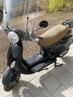 Iva lux electric scooter, Fietsen en Brommers, Ophalen