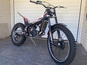 Beta trial EVO 2T 250  2014 met kenteken  beschikbaar voor biedingen