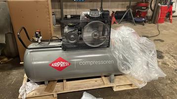 Airpress HK600-200 HK 700-300 Scherp geprijsd Nieuw in doos beschikbaar voor biedingen