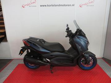 YAMAHA X MAX 300 ABS (bj 2022) beschikbaar voor biedingen