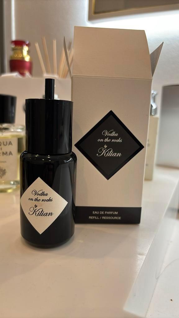 By Kilian Vodka on the rocks refill, Sieraden, Tassen en Uiterlijk, Uiterlijk | Parfum, Zo goed als nieuw, Ophalen of Verzenden