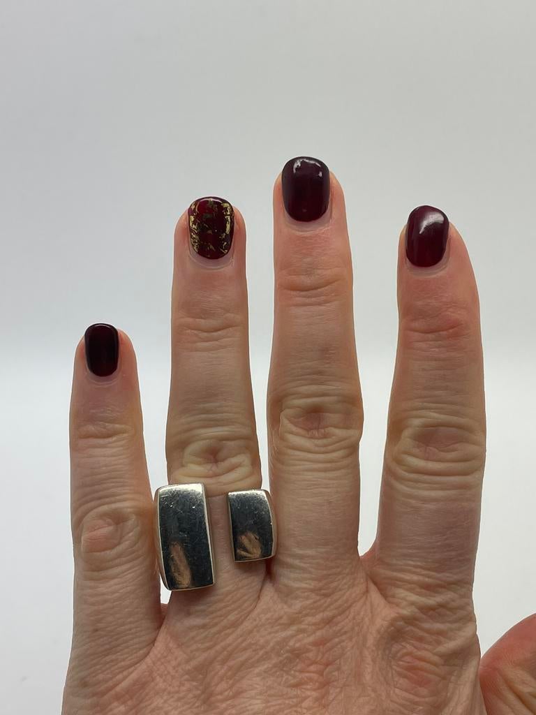 B358 Prachtige zilveren modernist ring (verstelbaar), Ophalen of Verzenden, X, Dame, Zilver