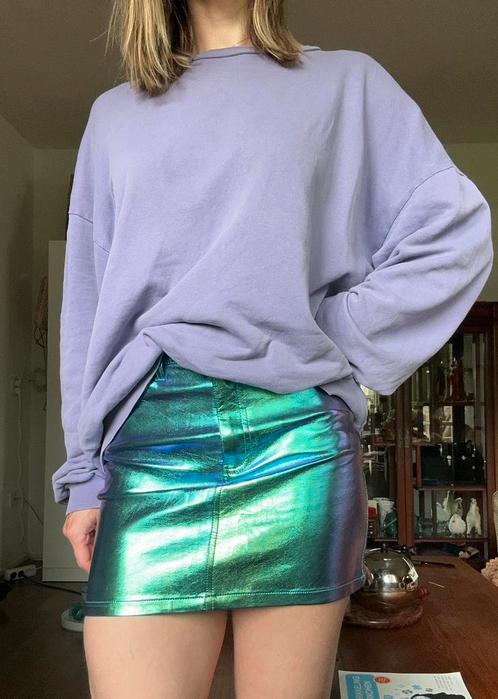 Metallic minirok van Pull & Bear – maat S (valt als XS), Kleding | Dames, Rokken, Zo goed als nieuw, Maat 34 (XS) of kleiner, Blauw