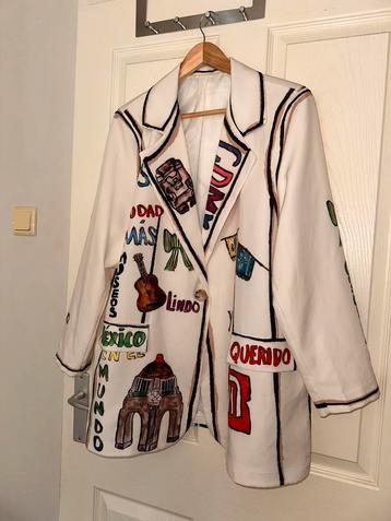 Opvallende blazer met kleurrijke print – uniek design beschikbaar voor biedingen