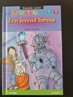 Een levend harnas - André Nuyens - vreemde zaken -  avi m7, Ophalen of Verzenden, Zo goed als nieuw, André Nuyens, Fictie algemeen