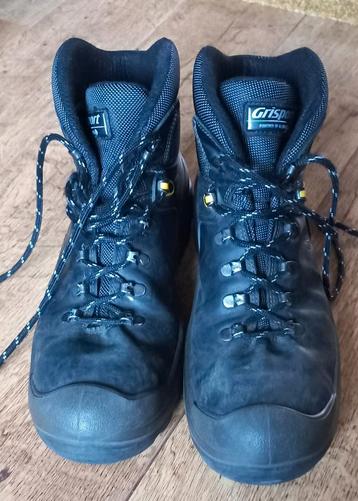Grisport veiligheidswerkschoenen maat 44
 beschikbaar voor biedingen