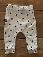 Wit broekje met dots van Babystyling - maat 62, Broekje, Jongetje of Meisje, Nieuw, Ophalen of Verzenden