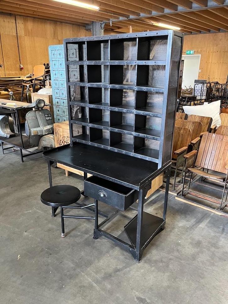 Oude Postsorteerkast/Postkast Uniek exemplaar, Antiek en Kunst, Antiek | Meubels | Kasten, Ophalen