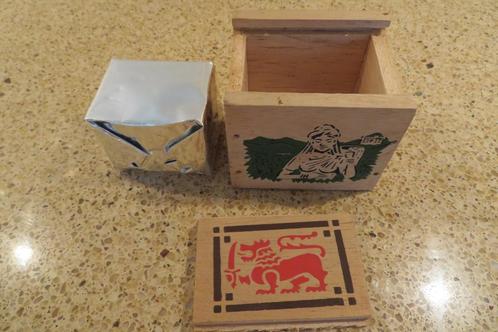Vintage houten doosje Dimbula Ceylon thee tea met inhoud, Antiek en Kunst, Curiosa en Brocante, Ophalen of Verzenden