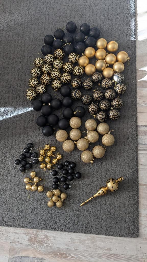 Complete kerstboom versiering ballen piek en slingers., Diversen, Kerst, Zo goed als nieuw, Ophalen