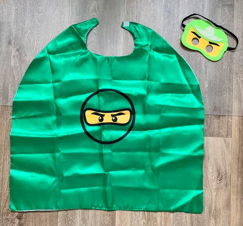 TE KOOP: cape en masker van Lego Ninjago ZGAN, Kinderen en Baby's, Carnavalskleding en Verkleedspullen, Zo goed als nieuw, Jongen of Meisje