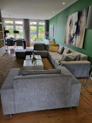 Grijze modulaire hoekbank - Cartel Living 365 cm x 280 cm beschikbaar voor biedingen