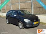 Volkswagen Polo 1.4-16V Comfortline NAP/NWE APK/NWE KOPPELIN, Auto's, Voorwielaandrijving, Gebruikt, 4 cilinders, Blauw