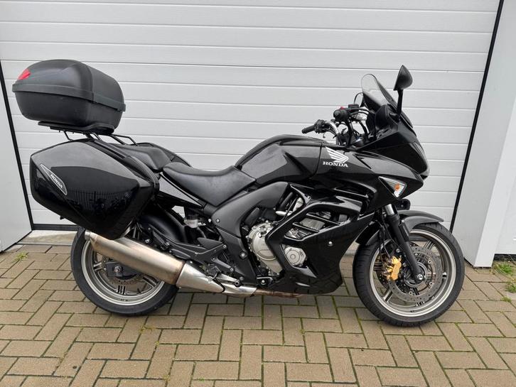 Honda CBF 600 SA 2011 ABS, Motoren, Motoren | Honda, Bedrijf, Toermotor, meer dan 35 kW, 4 cilinders, Motorrijbewijs A, ABS, Ophalen
