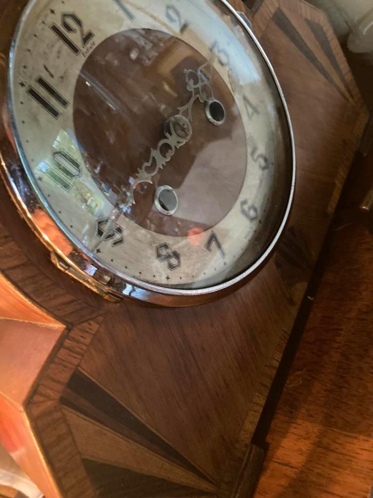 Charmante artdeco pendule 30 e jaren, Antiek en Kunst, Antiek | Klokken, Ophalen of Verzenden