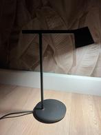 Muuto LED bureaulamp zwart, Huis en Inrichting, Minder dan 50 cm, Ophalen of Verzenden, Zo goed als nieuw