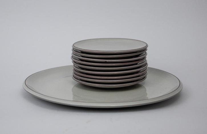 Fris Edam gebaksschaal met 9 gebaksbordjes, Antiek en Kunst, Antiek | Keramiek en Aardewerk, Ophalen