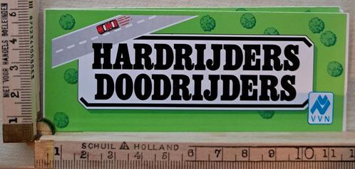 Vintage sticker VVN hardrijders zijn doodrijders, Verzamelen, Stickers, Zo goed als nieuw, Overige typen, Ophalen of Verzenden