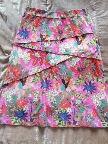 Tessa Koops mooie gebloemde rok/ elastische taille/ maat S beschikbaar voor biedingen