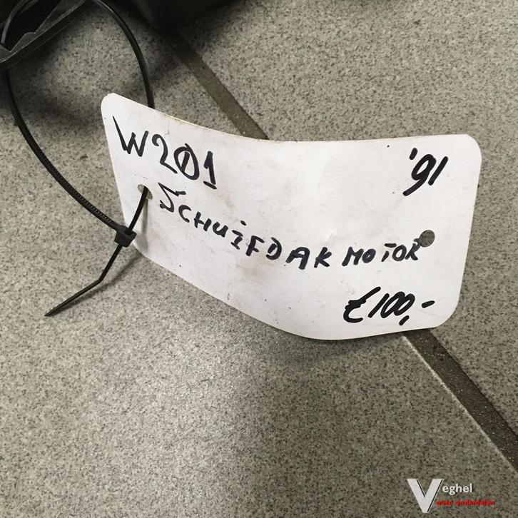 Mercedes W201   1991  Schuifdakmotor   0 390 251 693 CHP, Auto-onderdelen, Elektronica en Kabels, Gebruikt, Ophalen of Verzenden