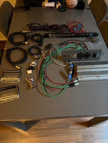 flightcase accessoires / taperack accessoires geluids kabels beschikbaar voor biedingen