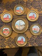 Vintage bronzen onderzetters met naïeve geschilderde steden, Ophalen of Verzenden