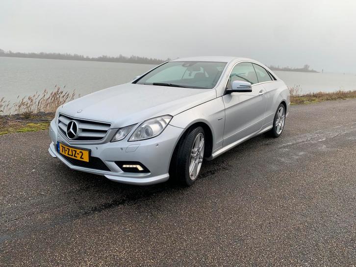 Mercedes-Benz E-Klasse E350cdi Coupe Aut7 W212 2011 Grijs, Auto's, Mercedes-Benz, Particulier, E-Klasse, ABS, Airbags, Airconditioning