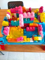 Mega Bloks Bouwtafel + Blokken (compleet), Ophalen, Zo goed als nieuw, Overige merken