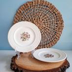 Wedgwood 'Conway', 2 gebaksbordjes, Antiek en Kunst, Antiek | Servies los, Ophalen of Verzenden