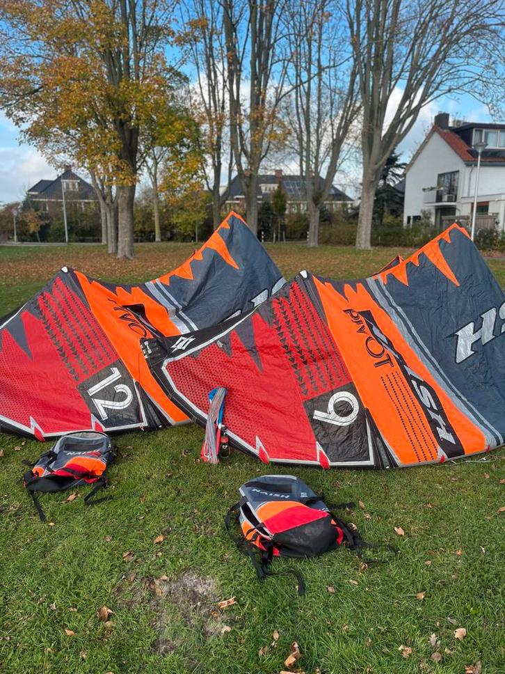 Naish Pivot 2021 Kitesurfset 9M & 12M + ATB Bar, Watersport en Boten, Kitesurfen, Gebruikt, Kitesurf-set, 12 m², Geen board, Ophalen of Verzenden