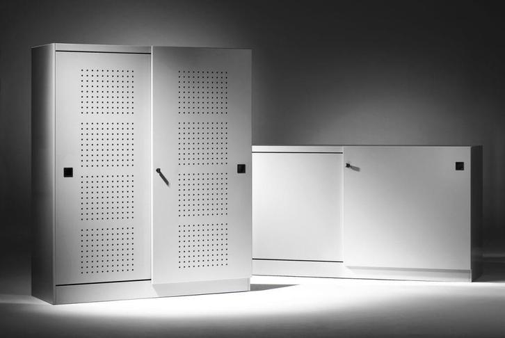 Gratis af te halen - Iduna design kantoor kast, Huis en Inrichting, Kasten | Roldeurkasten en Archiefkasten, Gebruikt, 200 cm of meer