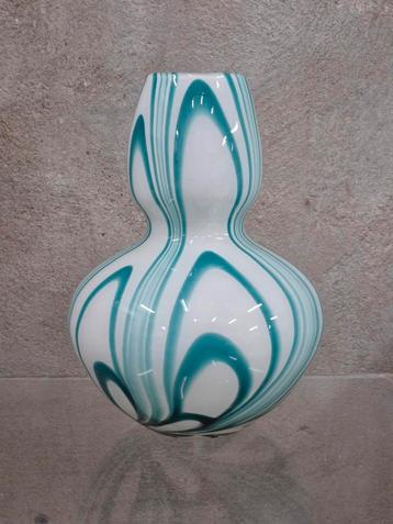 Carlo Moretti - Murano blauw witte vaas beschikbaar voor biedingen