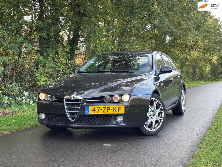 Alfa Romeo 159 Sportwagon 1.9 JTD Impression | Cruise + Airc, Auto's, Alfa Romeo, Bedrijf, Te koop, ABS, Airbags, Airconditioning