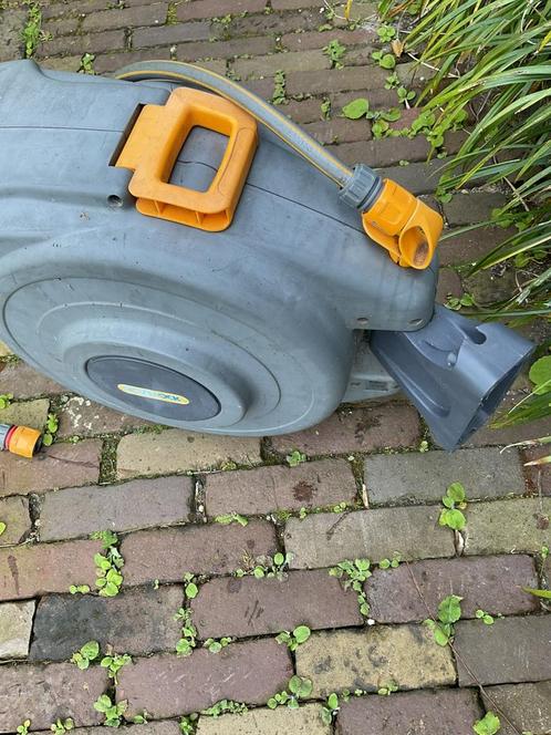 Hozelock wandslangbox, Tuin en Terras, Tuinslangen, Gebruikt, Ophalen