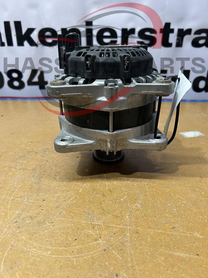 dynamo Renault Trafic, Auto-onderdelen, Motor en Toebehoren, Renault, Gebruikt, Ophalen of Verzenden