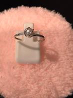 Gouden ring 18 karaat witgoud

Gekweekte Zoetwater parel, Sieraden, Tassen en Uiterlijk, Ringen, Wit, Ophalen of Verzenden, Zo goed als nieuw