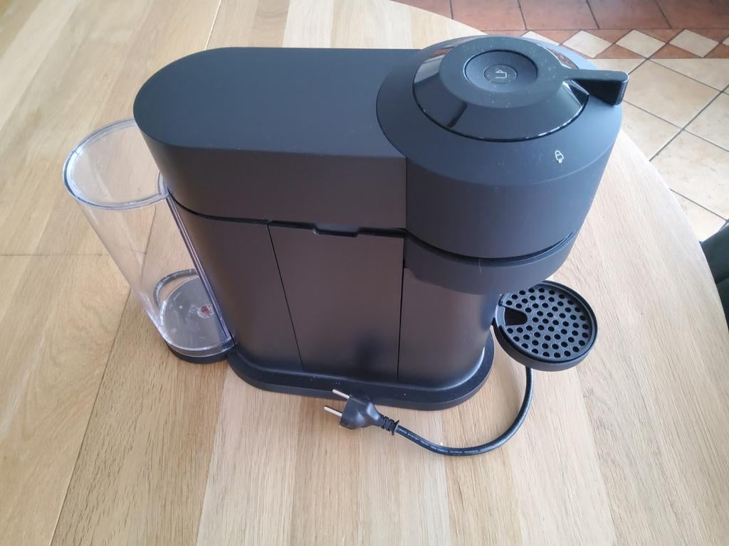 Nespresso Vertuo Next Koffiemachine - Perfecte Koffie!, Koffiemachine, Ophalen of Verzenden, Zo goed als nieuw, 1 kopje